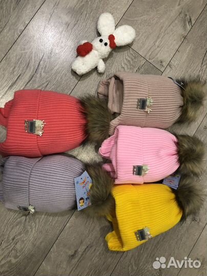 Шапки комплектом для девочек