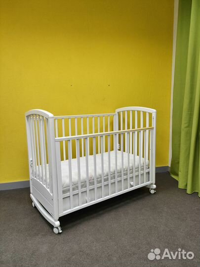 Детская кроватка-качалка Гандылян