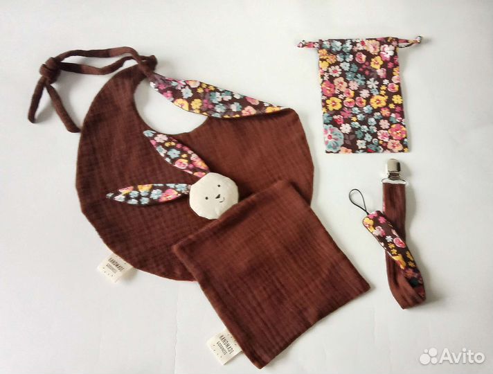 Слюнявчик, комфортер, держатель для пустышки