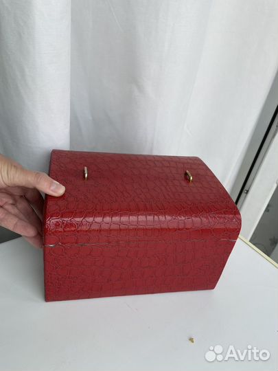 Шкатулка для украшений