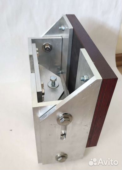 Транец выносной регулируемый