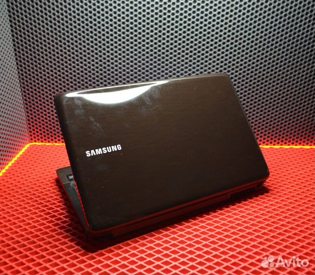 Быстрый Samsung на Core i7 и SSD 256GB