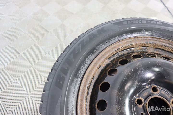 Комплект колес Ford Focus bridgestone 215/55 R16 Б