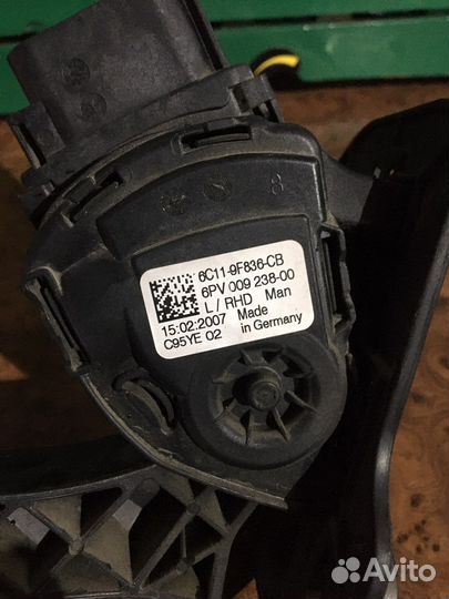 Педаль газа Ford transit 7