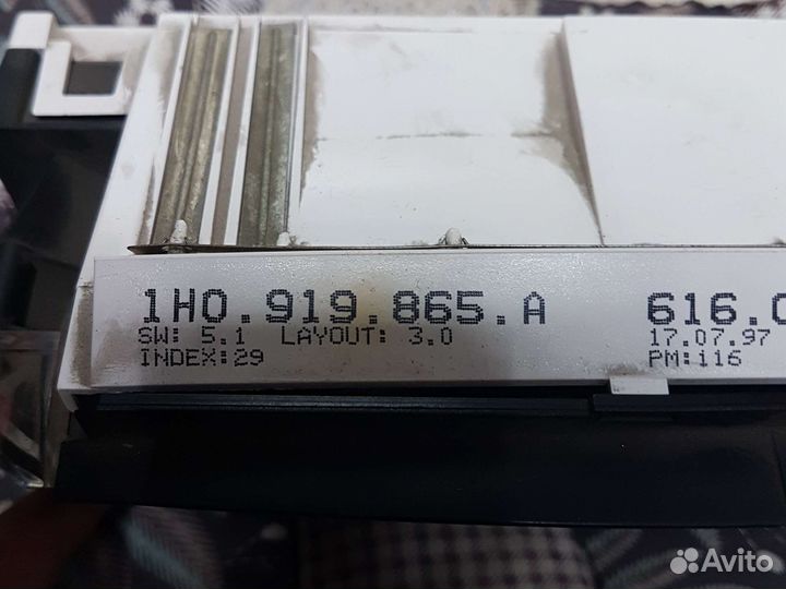 Приборная панель VW Golf III