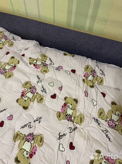 Детское одеяло в кроватку