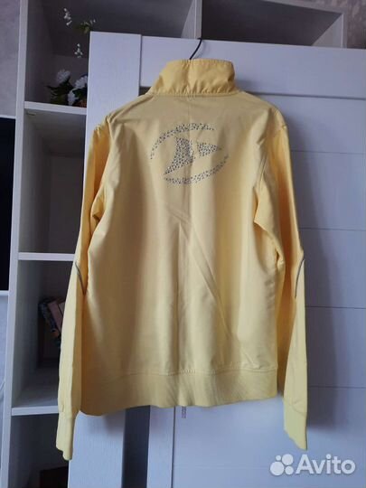 Спортивный костюм