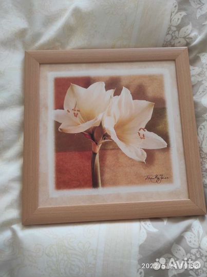 Картина в рамке 38х38см