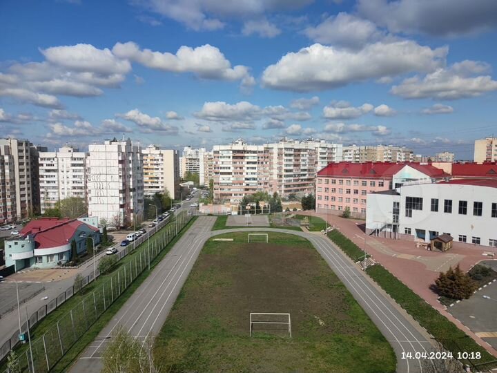2-к. квартира, 62 м², 8/10 эт.