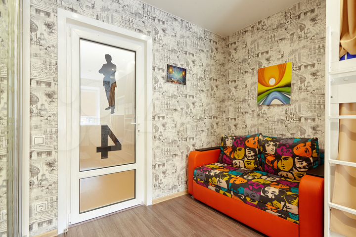 Комната 25 м² в 6-к., 1/9 эт.