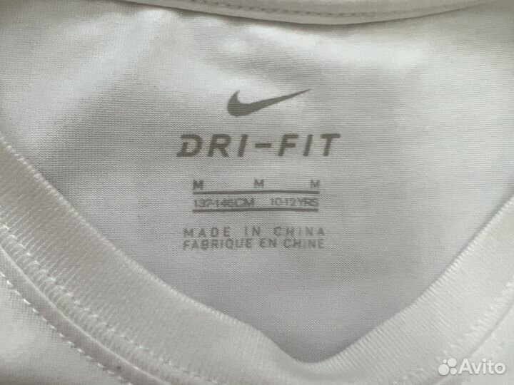 Спортивные майки Nike 10 лет и шорты adidas 9 лет