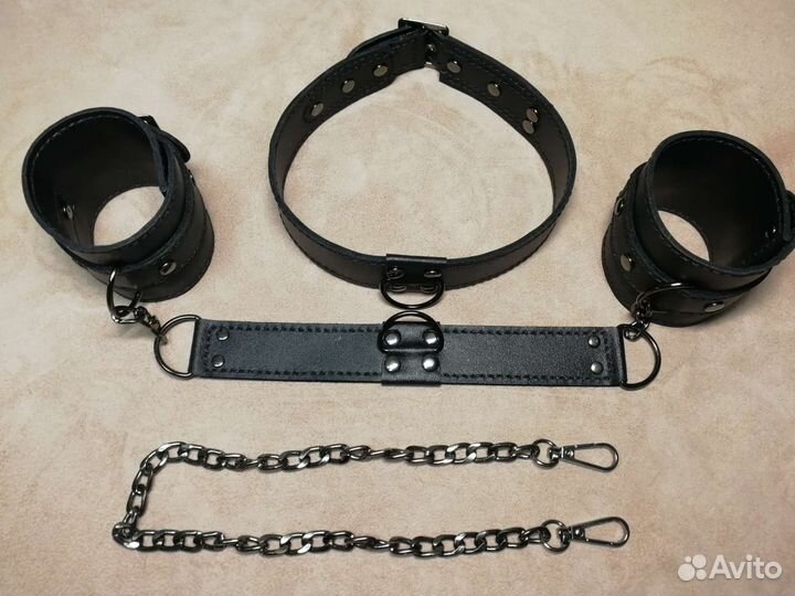 Кожаные наручники, ручная работа