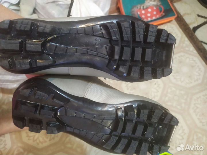 Лыжные ботинки