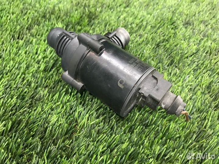 Помпа Bmw 5 E60 M54B30 2003