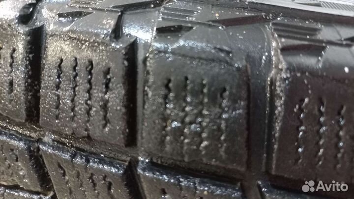 Bridgestone Blizzak DM-V1 225/65 R17 106T