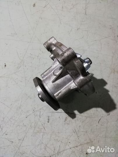 Водяная помпа Dolz mercedes mitsubishi smart