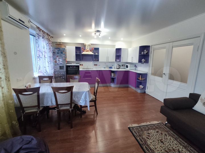 3-к. квартира, 72 м², 4/9 эт.