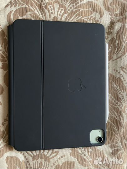 iPad air 4 с клавиатурой и стилусом