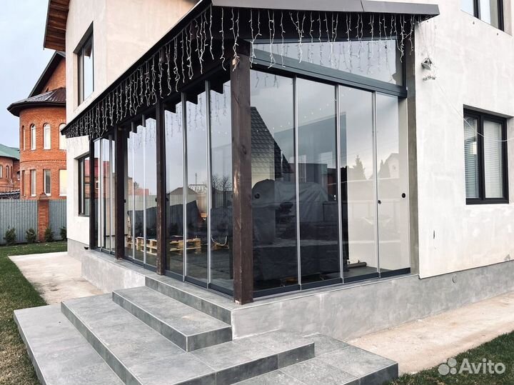 Безрамное Остекление