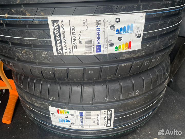 255/40R20 Bridgestone Turanza T005 Runflat MOE-S