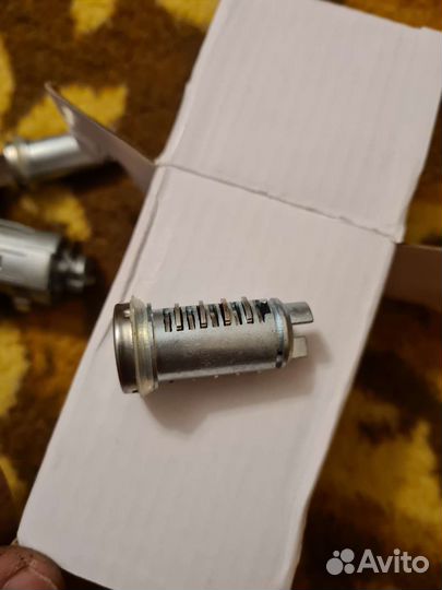 Личинки замка с ключами Фиат Дукато 250