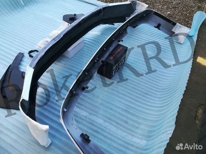 Обвес Toyota Land Cruiser 200 Executive Lounge