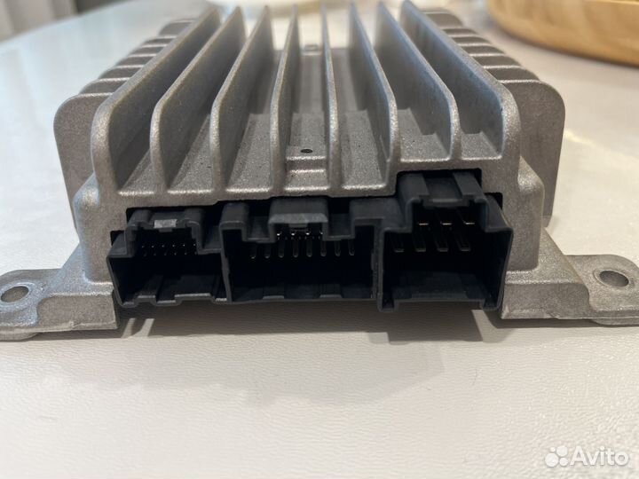 Б/У Усилитель Bose Mazda