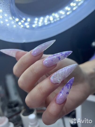 Наращивание ногтей / педикюр / маникюр