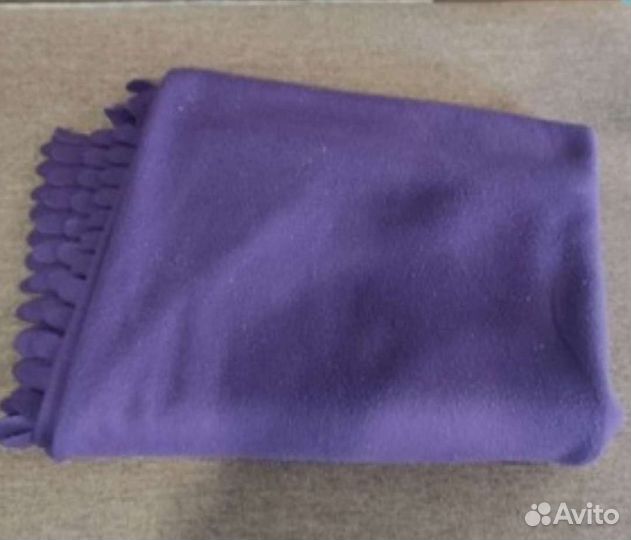 Пледы и покрывало