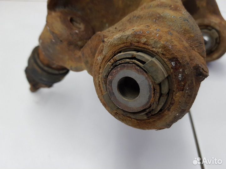 Кулак задний правый (Mazda 6, Mazda CX-5)