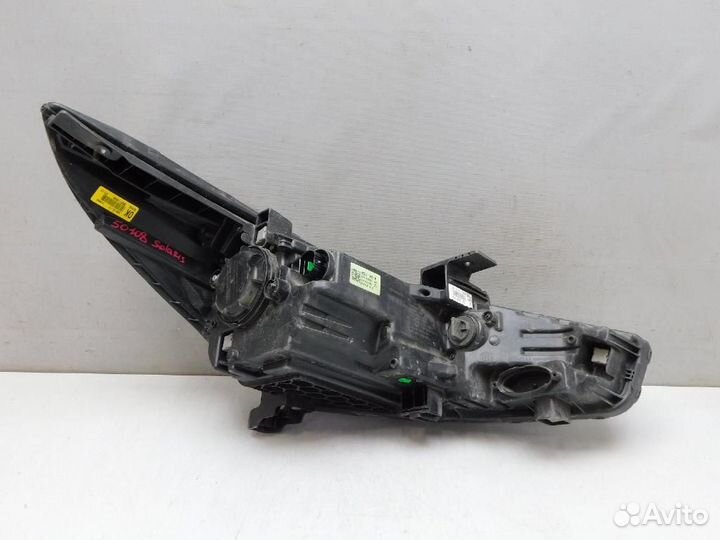 Фара левая Hyundai Solaris