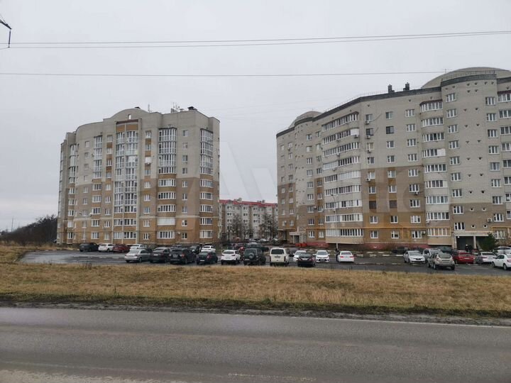 3-к. квартира, 77 м², 6/9 эт.