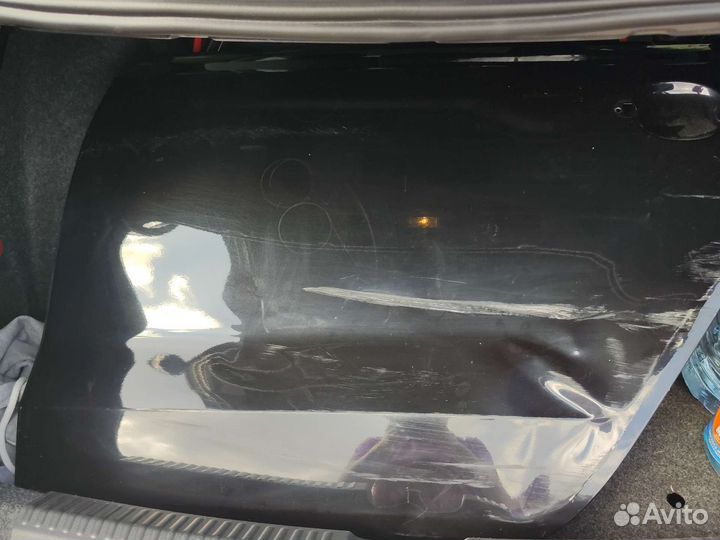 Задняя левая дверь volkswagen polo