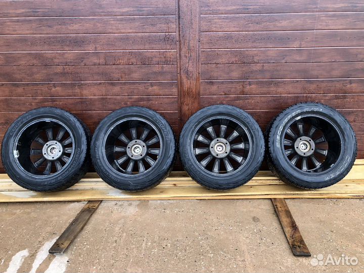 Диски литые с покрышками R20