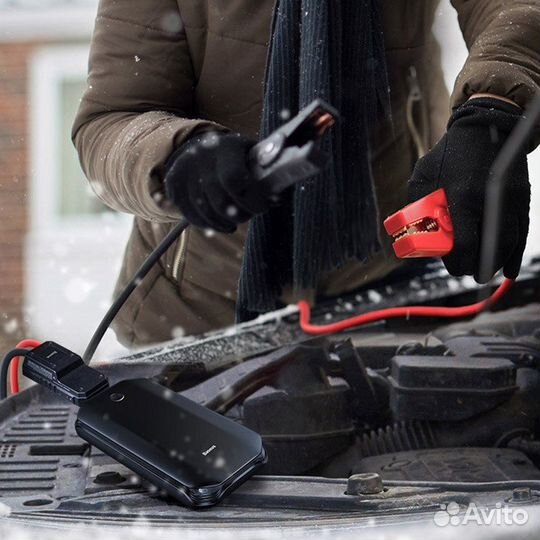 Пуско-зарядное устройство для автомобиля baseus