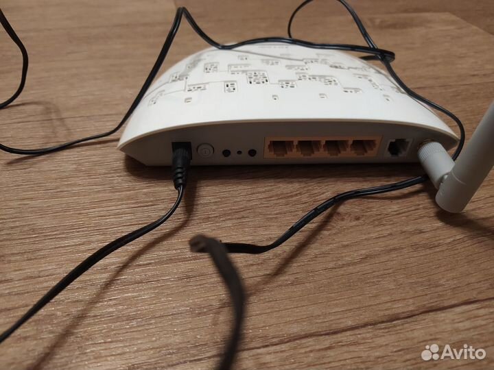 Маршрутизатор TP-link TD-W8951ND.D-link DIR-300 и