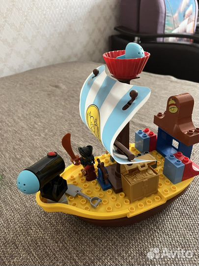 Lego пиратский корабль