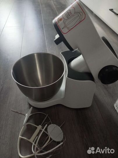 Кухонная машина Moulinex Wizzo QA310110