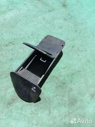 Пепельница Ford Focus