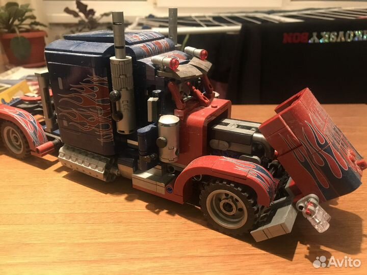 Лего тягач