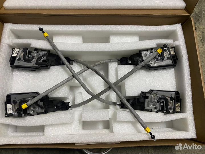 Замок двери Mercedes-Benz S-Класс W222