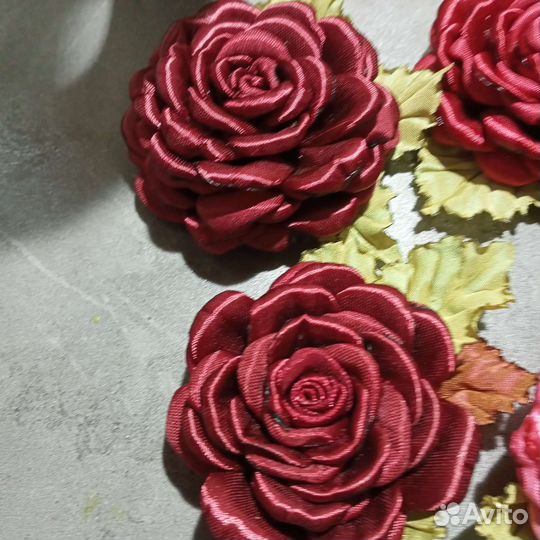 Цветы с атласной ленты