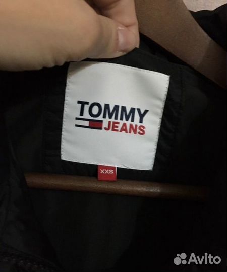 Куртка женская tommy hilfiger