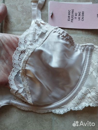 Бюстгальтер hm атлас, кружево 80С
