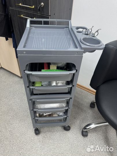 Тележка парикмахерская бу