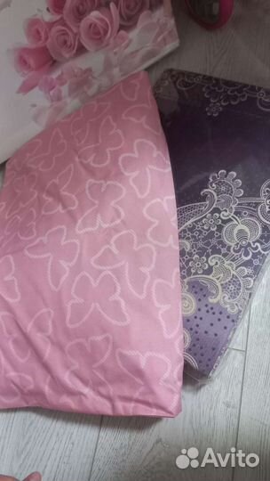 Постельное белье,сразу 2 комплекта
