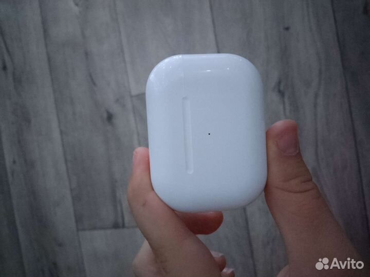 Беспроводные наушники apple airpods