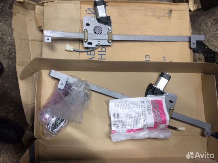 Стеклоподъемник электрический УАЗ Патриот 3160 ком