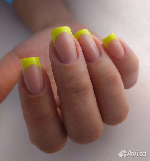 Мастер маникюра и педикюра