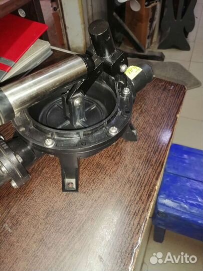 Водяная помпа ручная в лодку